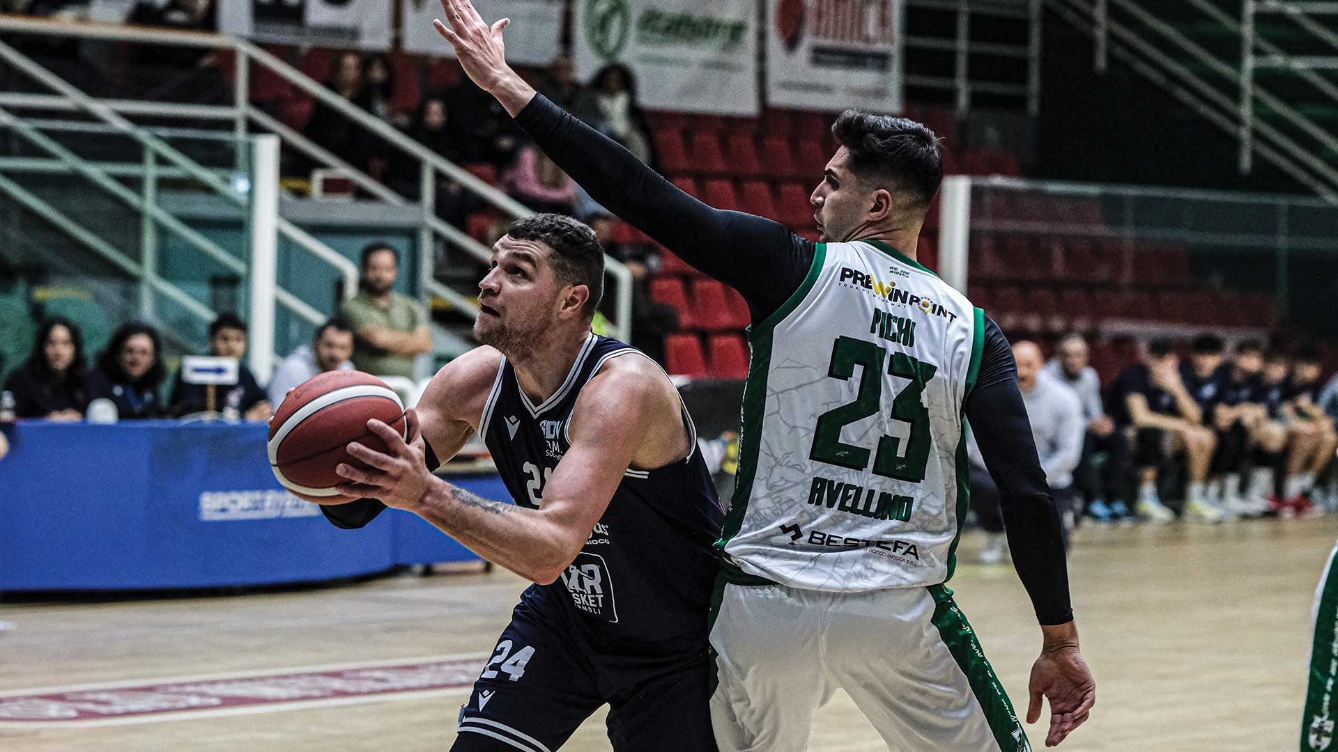 SCANDONE AVELLINO: VITTORIA CONTRO L'AIR BASKET TERMOLI (81-76)